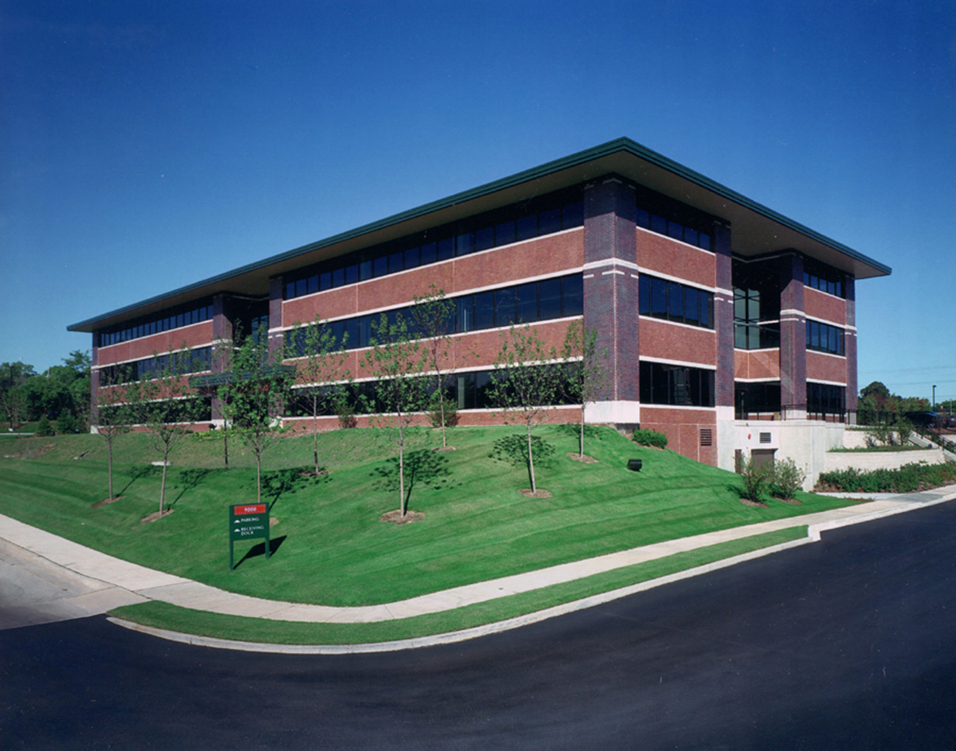 NAI Greywolf Leases Space to Regus at Honey Creek NAI Greywolf